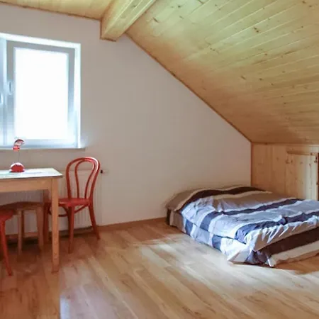 Stunning Home In Dlugosiodlo With House Sea View 펜션 *